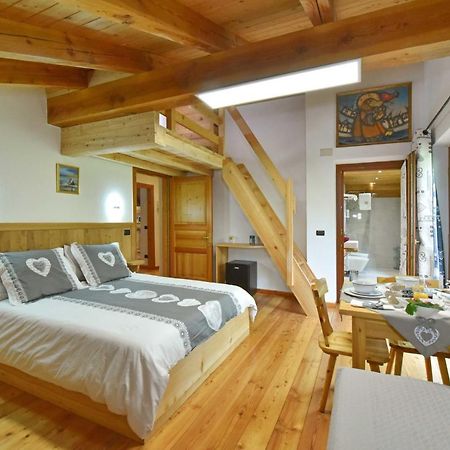 Bed and Breakfast La Casa Della Guida Pontey Exterior foto