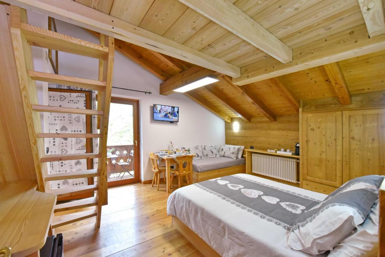 Bed and Breakfast La Casa Della Guida Pontey Exterior foto